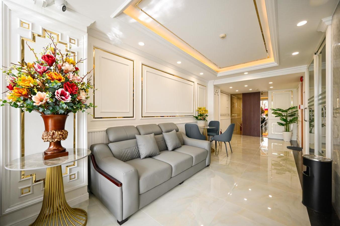 Vivian Airport Hotel Saigon Хошимин Екстериор снимка