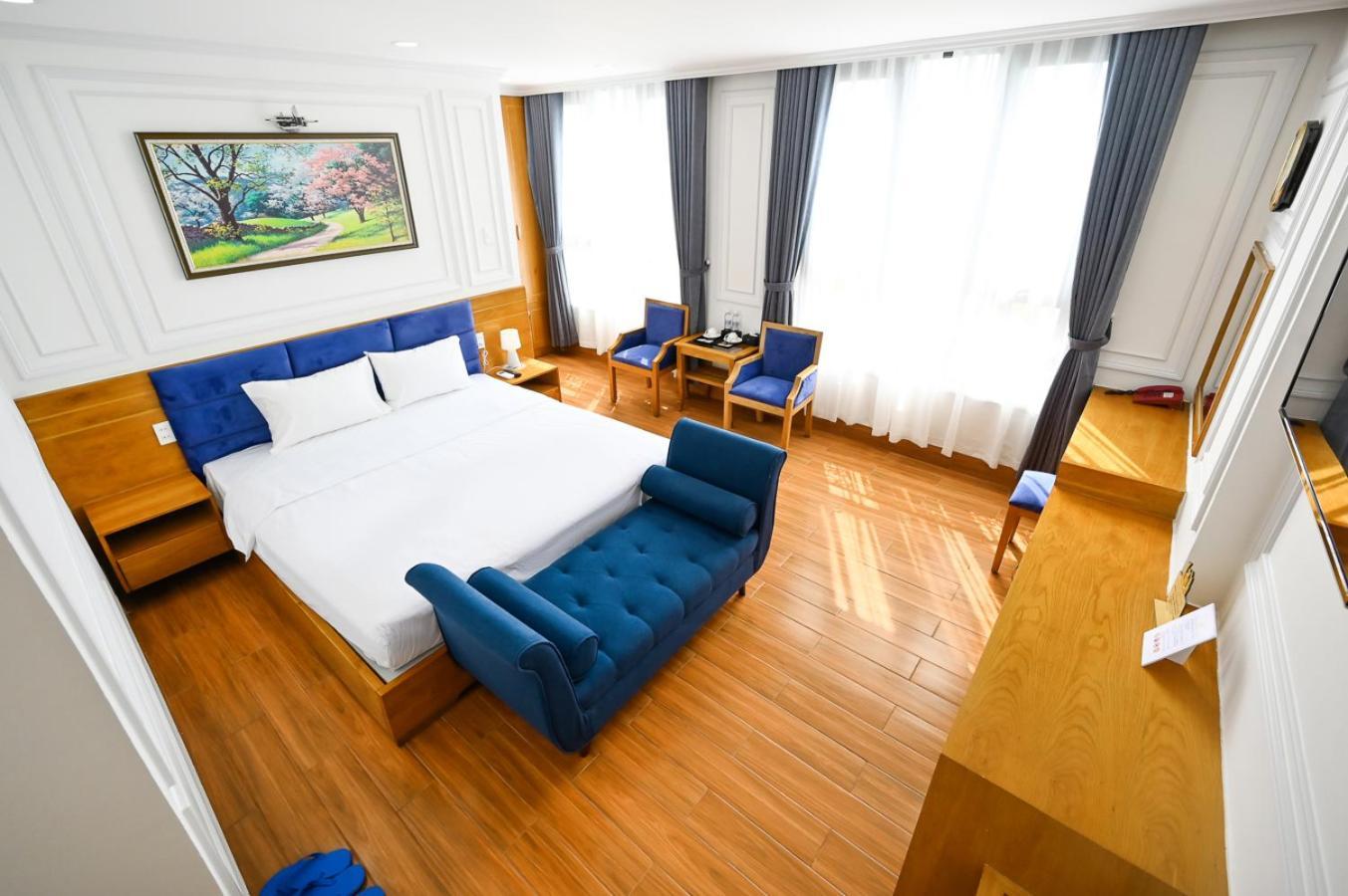 Vivian Airport Hotel Saigon Хошимин Екстериор снимка