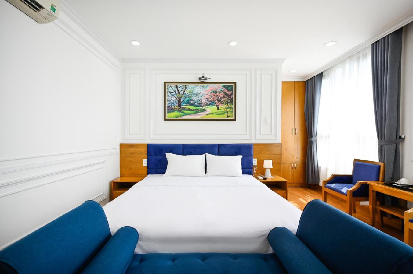 Vivian Airport Hotel Saigon Хошимин Екстериор снимка